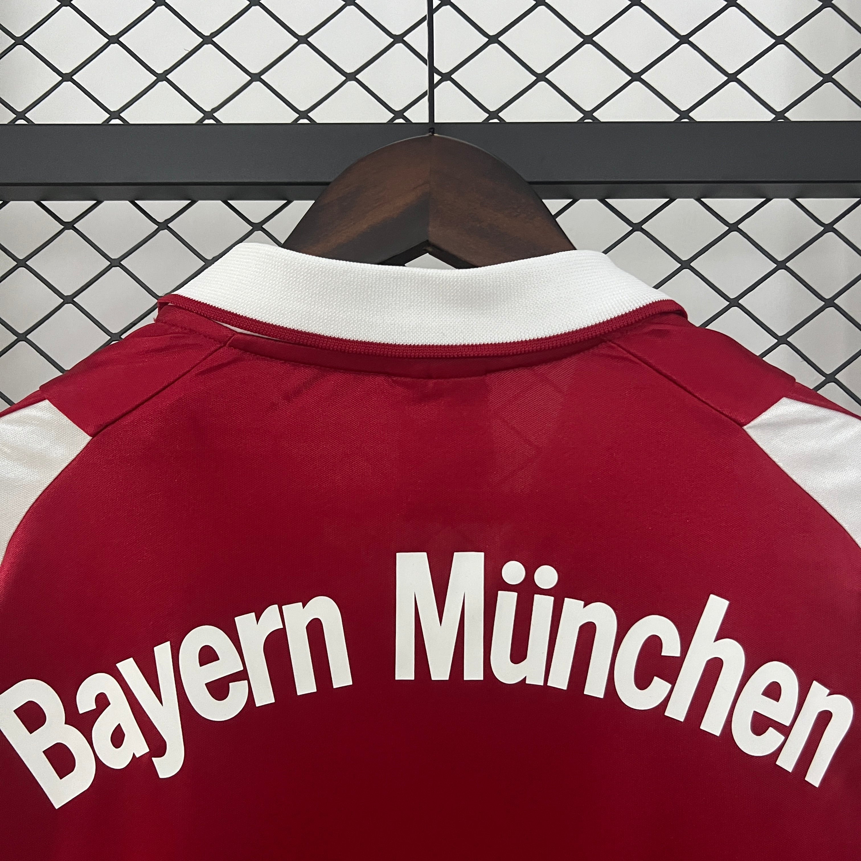 BAYERN MUNICH 2003/04 HOME SHIRT