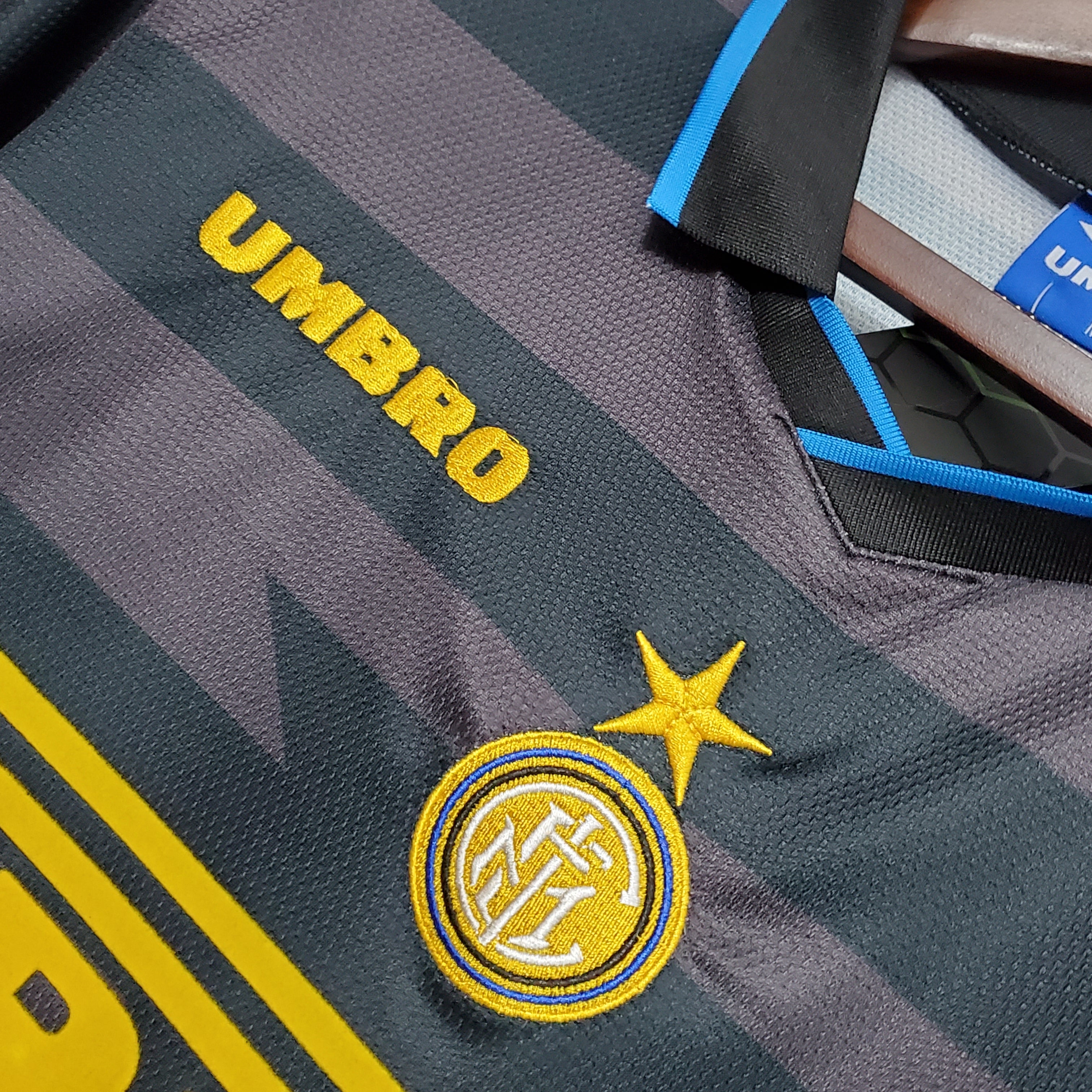 INTER MILAN 1997/98 THIRD SHIRT