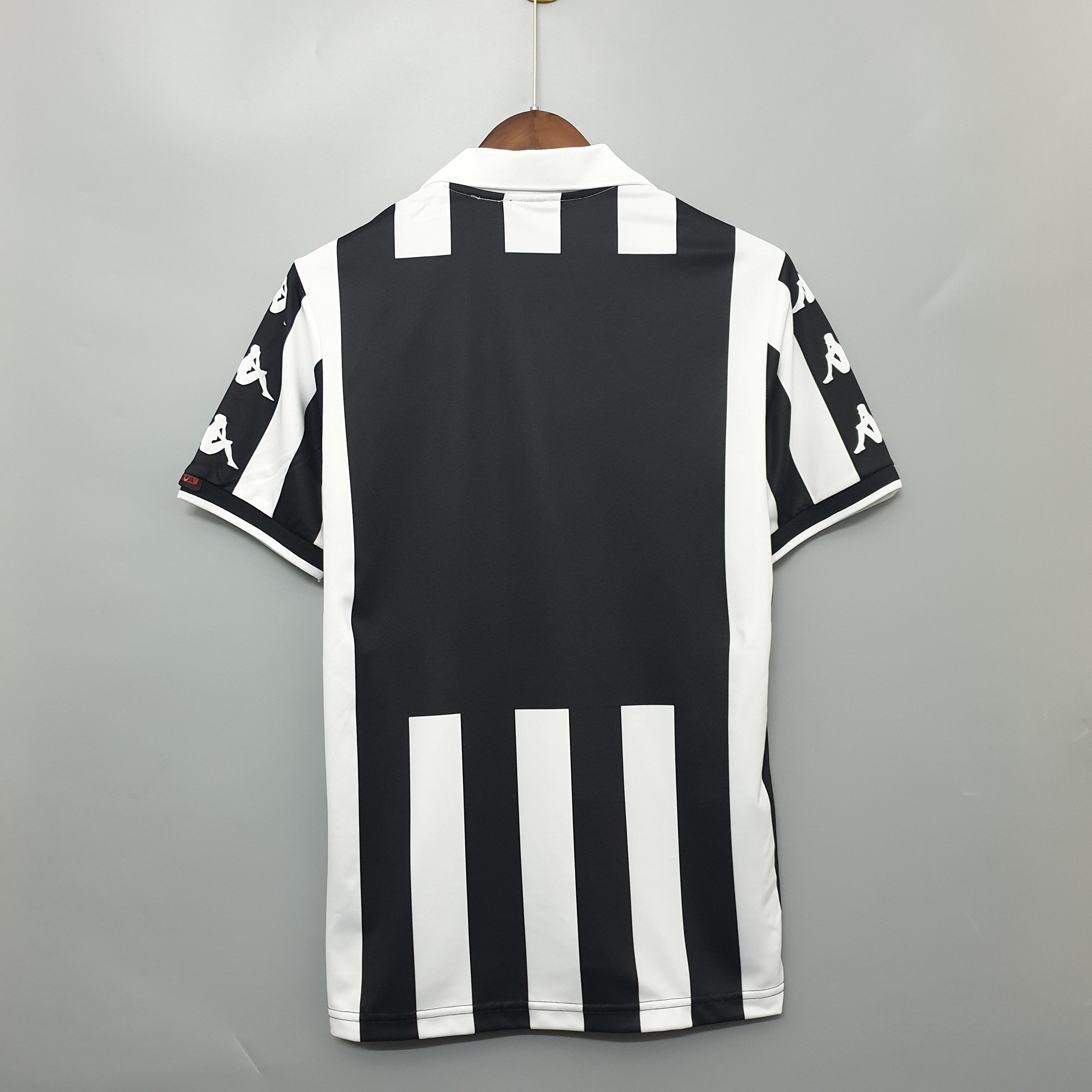 JUVENTUS 1999/00 HOME SHIRT