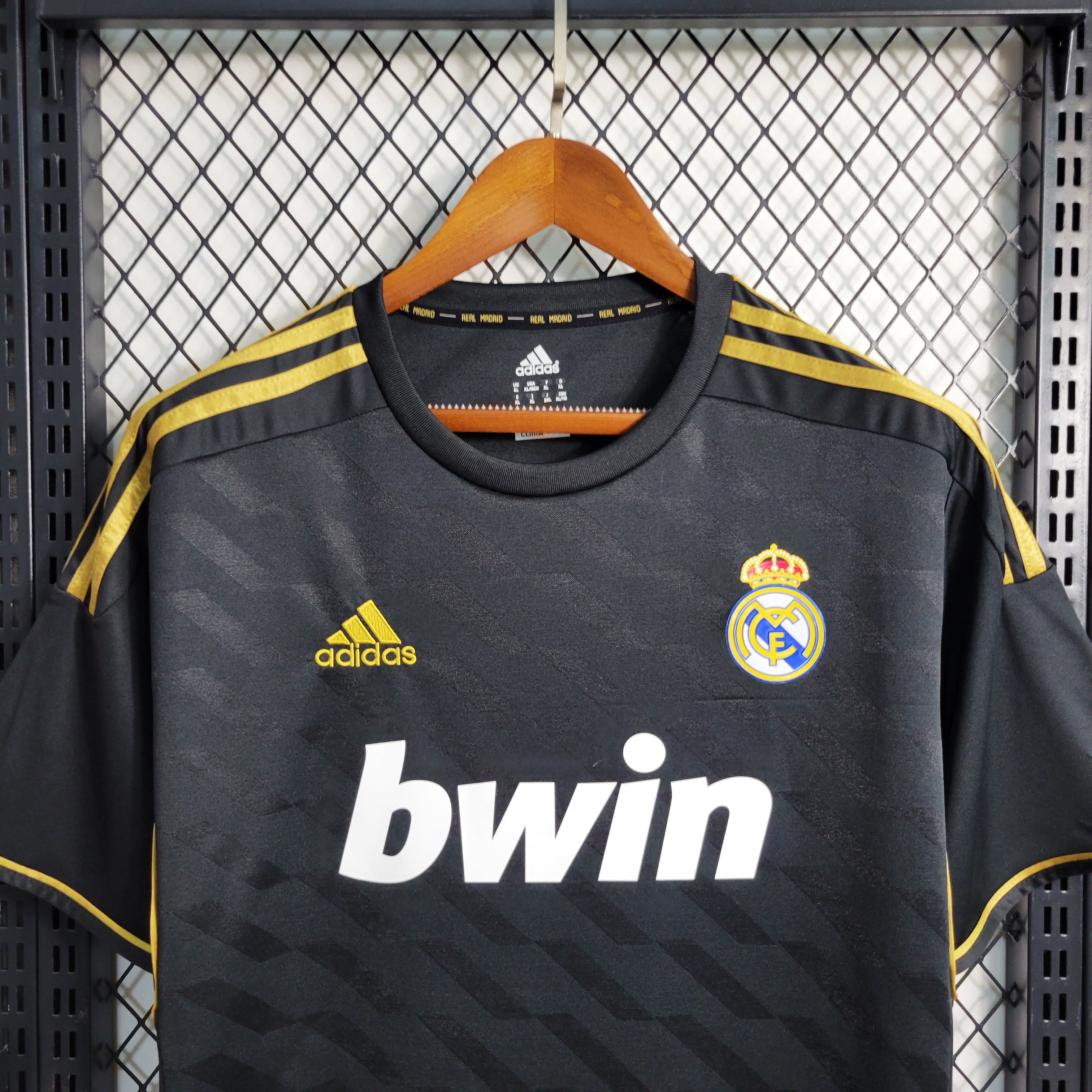REAL MADRID 2011/12 AWAY SHIRT
