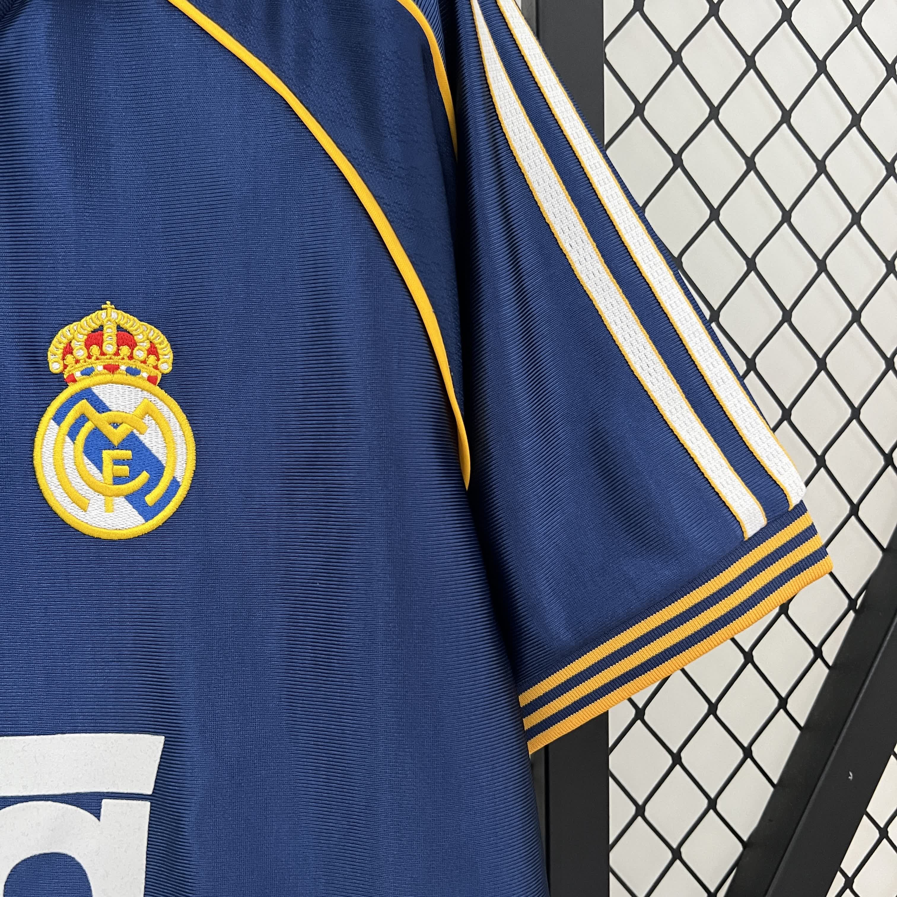 REAL MADRID 1998/00 THIRD SHIRT
