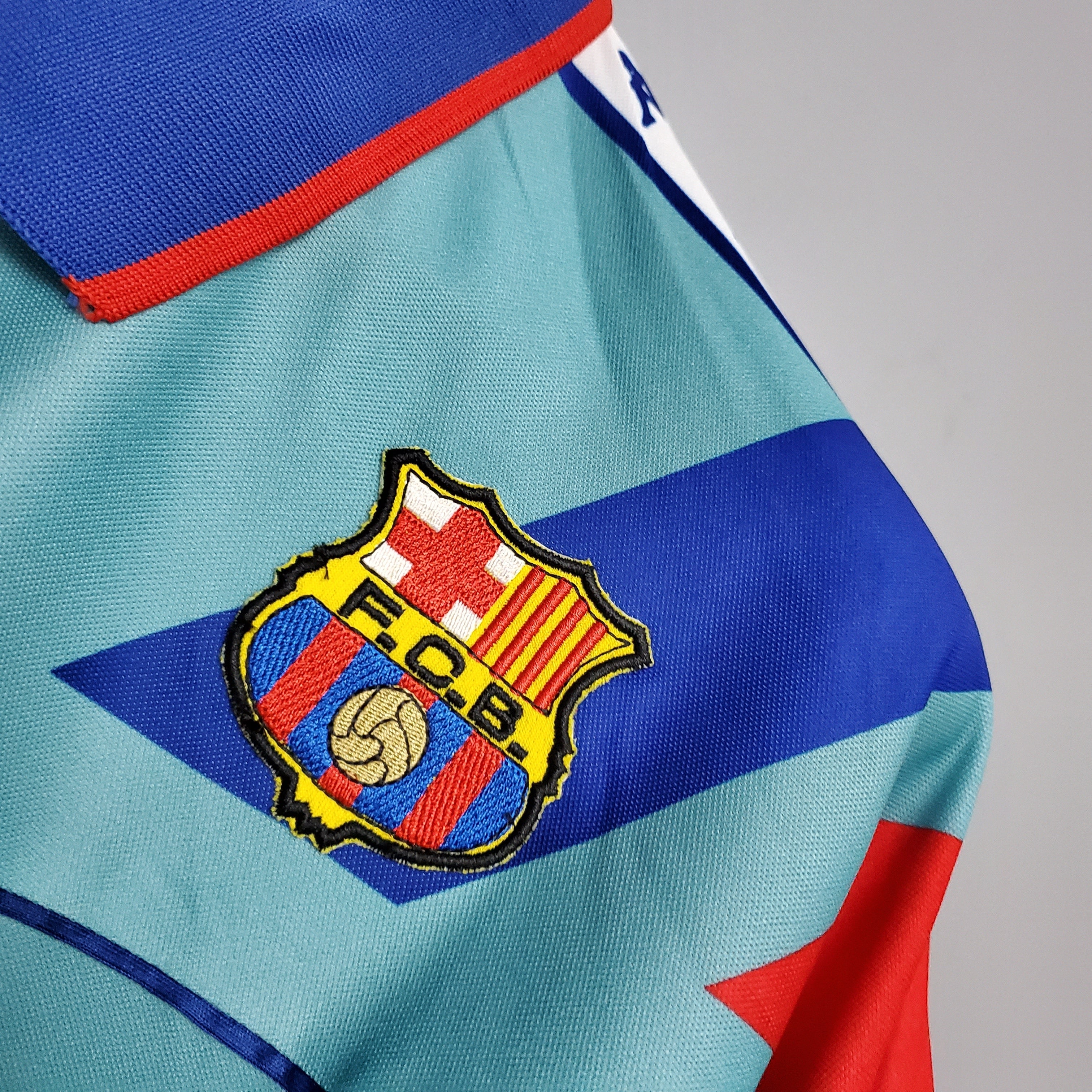 BARCELONA 1992/95 AWAY SHIRT