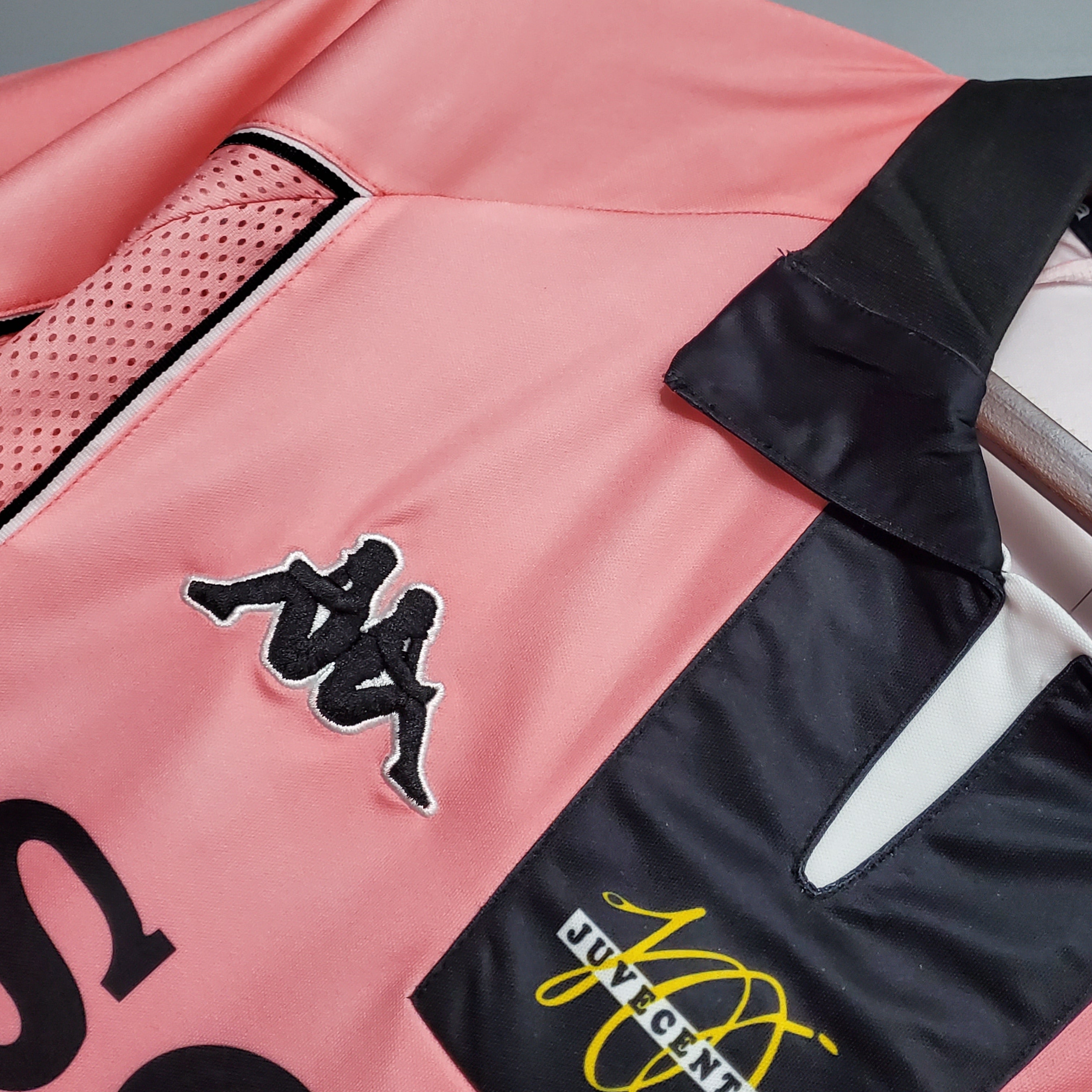 JUVENTUS 1997/98 AWAY SHIRT