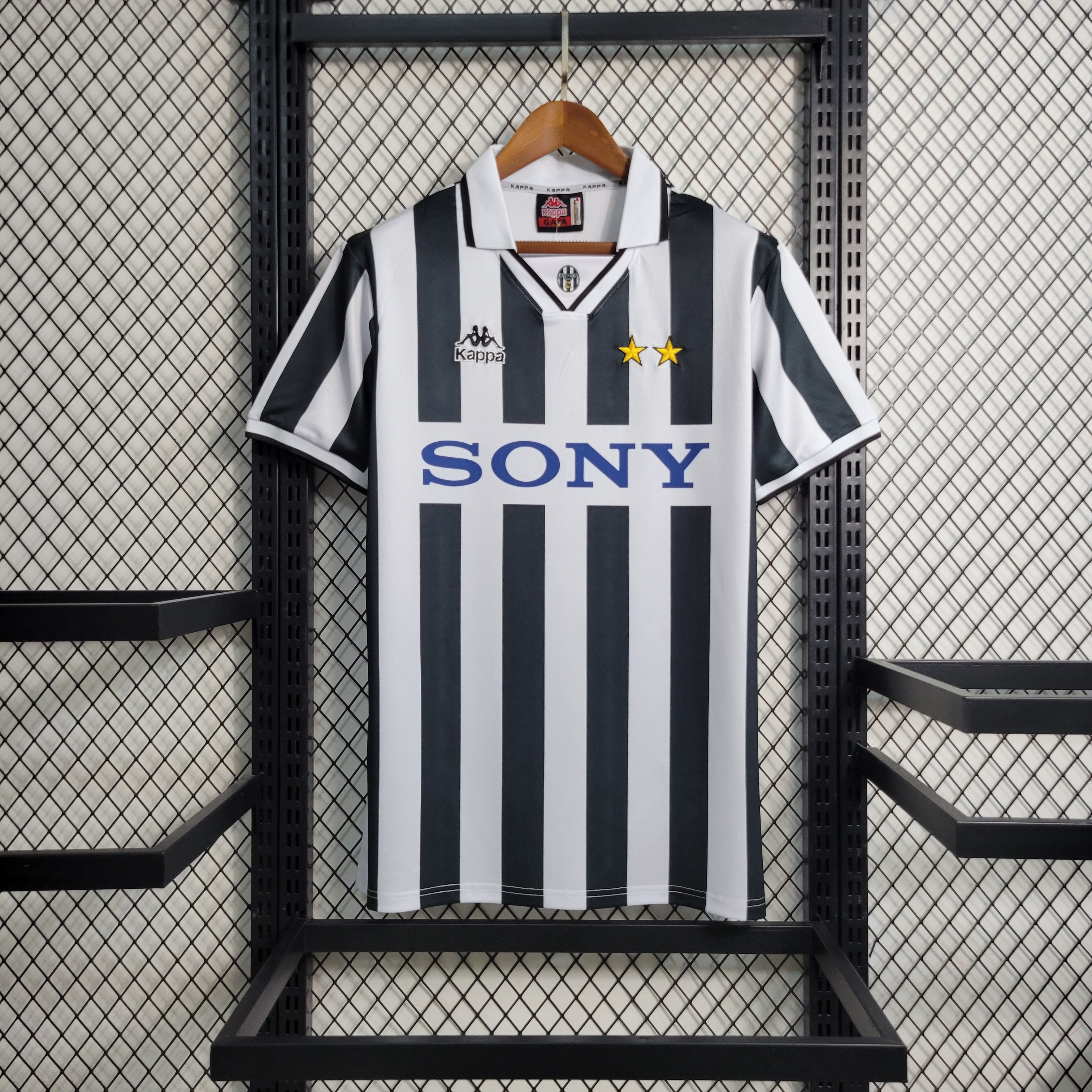 JUVENTUS 1995/97 HOME SHIRT