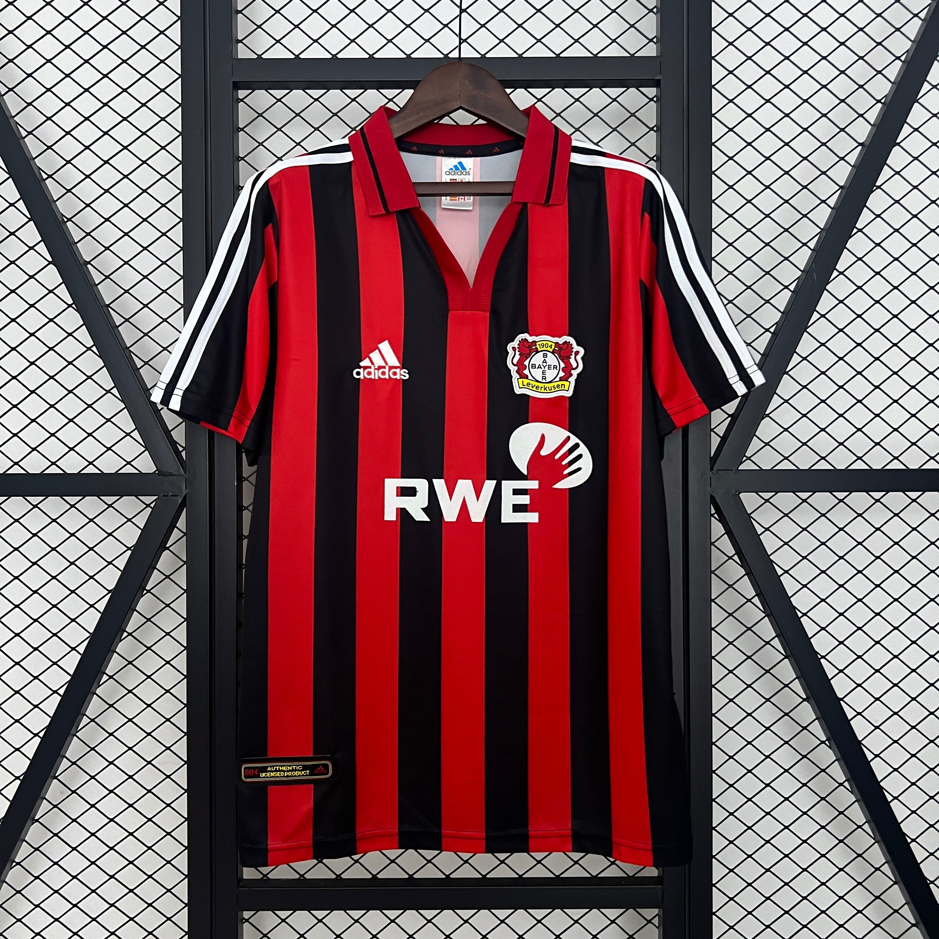 BAYER LEVERKUSEN 2001/02 HOME SHIRT